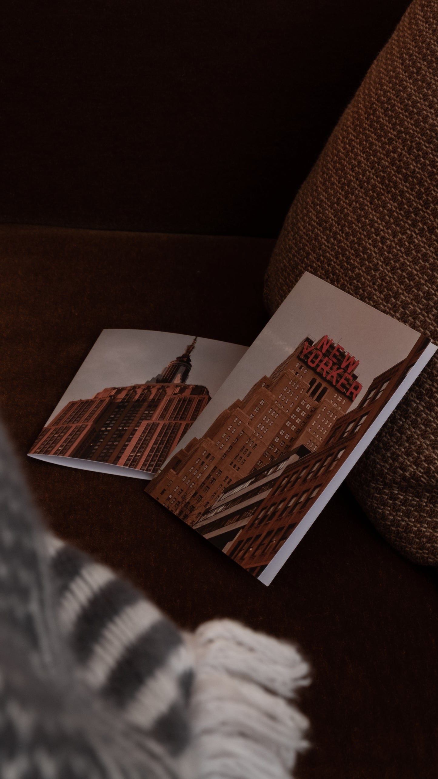 NYC NEW YORKER BUILDING GREETING CARD SET